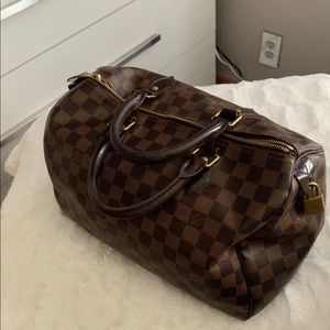 Louis Vuitton speedy 30